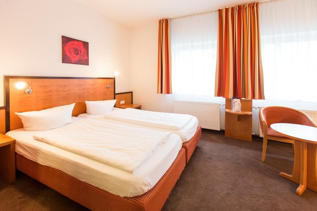 Hotel Christophorus เบอร์ลิน ภายนอก รูปภาพ